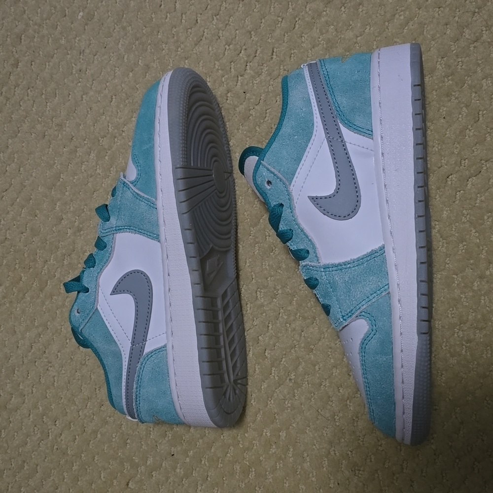 Air Jordan 1 Low SE
